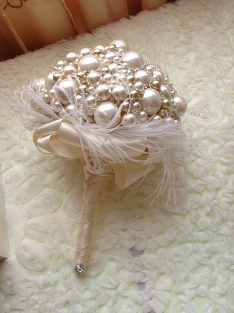 Pearl bouquet broochbouquet Beaded Bouquet, Feather Bouquet, Pearl Bouquet, Jeweled Bouquet, Flower Girl Bouquet, Bridal Brooch Bouquet, Handmade Bouquets, Wedding Brooch Bouquets, Vintage Ideas