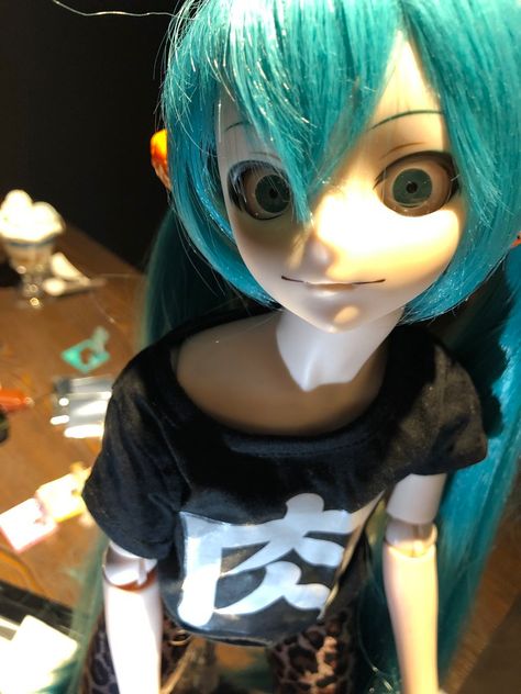 Creepy Hatsune Miku Icon, Scary Hatsune Miku, Mikudayo Cursed, Narupajin Miku Doll, Hatsune Miku Doll Creepy, Creepy Miku Doll, Cursed Hatsune Miku, Cursed Miku, Vocaloid Dolls