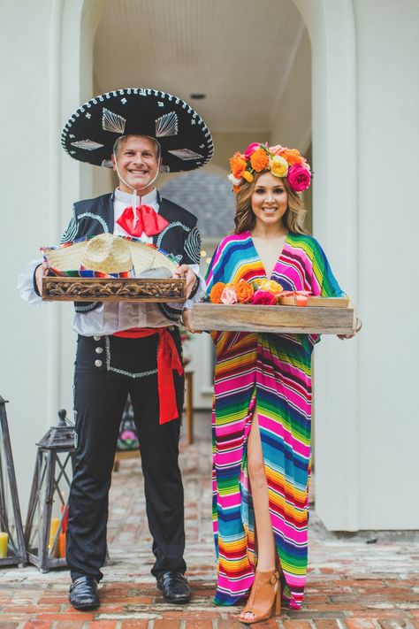 Let's Taco 'Bout Getting Married, Backyard Engagement Fiesta Mexico Themed Party Outfits, Mexican Theme Outfit, Fiesta Outfit Ideas, Mexican Style Outfits, Mexican Outfit Ideas, Mexican Party Outfit, Mexican Theme Party Outfit, Engagement Fiesta, Mexican Attire