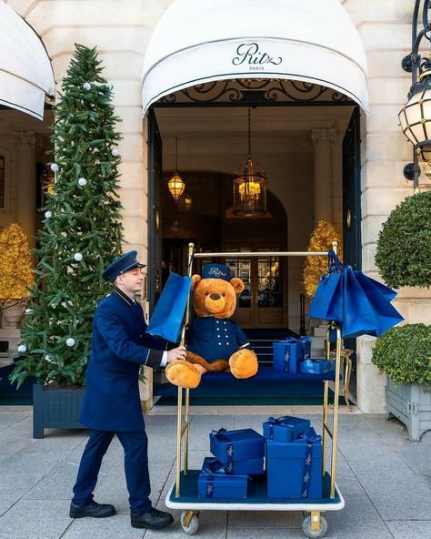 Christmas Chalet, Gourmet Christmas, The Ritz Paris, Ritz Paris, A Moveable Feast, Christmas Pops, London Christmas, Christmas Owls, The Ritz