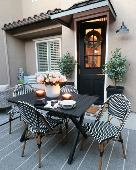 Sharing my newly made over outdoor dining area. I partnered with @overstock to give this space a much needed update! My previous set was a… Small Patio Dining Set, Outdoor Dining Small Space, Small Outdoor Dining Set, Small Outdoor Dining Area, Small Outdoor Dining, Courtyard Inspiration, Tiny Patio, Porch Inspiration, Yard Makeover