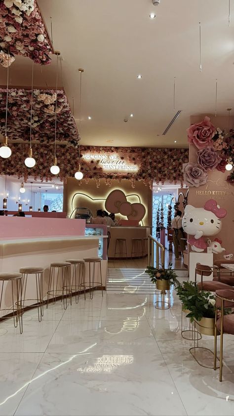 Experimental Marketing, Hello Kitty Restaurant, Sanrio Cafe, Kitty Cafe, Hello Kitty Accessories, Hello Kit, Hello Kitty My Melody, Hello Kitty Items, Pretty Places