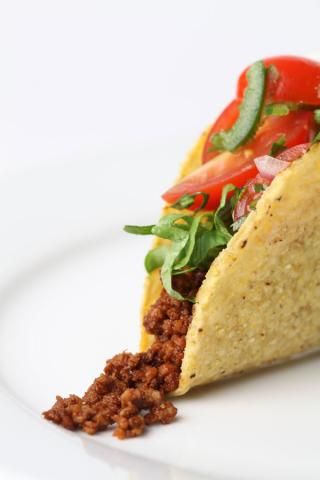 Beyond Meat Beefy Crumble Tacos |. Tacos using my new favorite, BEYOND BEEF (beef-free vegan product) Griddle Tacos, Taco Filling Recipe, Meat Sandwiches, Loose Meat, Loose Meat Sandwiches, Taco Filling, Vegan Entrees, Taco Fillings, Meat Sandwich