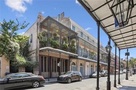 New Orleans, Louisiana New Orleans Townhouse, Sims Exterior, New Orleans Louisiana, Louisiana, New Orleans, Mls, Built In, Exterior, Square