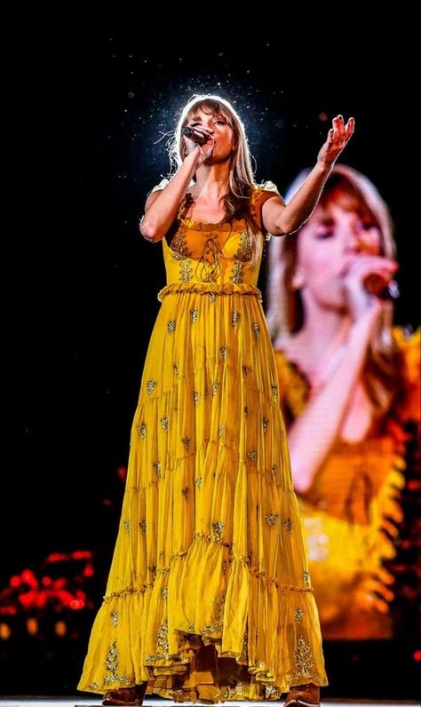 #taylor #taylorswift #taylornation #taylorswifticon #swiftie #swiftieforever #swiftieforlife #swiftie4life #theerastour #evermore #evermoreera Evermore Dress, Evermore Era, Folklore Dress, Taylor Swift Dress, Taylor Outfits, Taylor Swift Tour Outfits, Taylor Swift Outfits, Taylor Swift Album, Taylor Swift Wallpaper