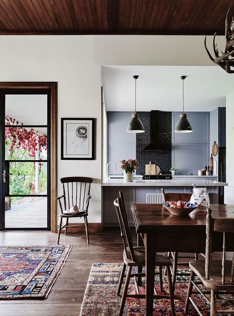 The unexpected combination of tea and upholstery makes this family farm in central Victoria, known as Heatherly, more than just a grazing property. Further along the valley is a white timber homestead wrapped with deep verandahs and surrounded by a beautiful garden. Combined Kitchen Dining Room, Shaker Chair, 1930s House Interior, Country Style Magazine, My Kitchen Rules, Homestead Kitchen, Floor Boards, Inside Interiors, Farmhouse Ideas