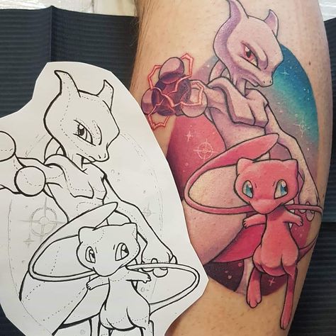 Mewtwo Tattoo, Pokemon Sleeves, Tattoo Pierna, Mew And Mewtwo, Nerd Tattoo, Pokemon Mew, M Tattoos, Sibling Tattoos, Pokemon Tattoo