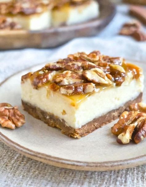 Lisa Recipes - Praline Crumb Caramel Cheesecake Bars -... Praline Crumb Caramel Cheesecake Bars, Carmel Cheesecake, Butter Pecan Cheesecake, Praline Cheesecake, Pecan Pie Cheesecake Bars, Caramel Cheesecake Bars, Pecan Cheesecake Bars, Cheese Desserts, Dessert Squares