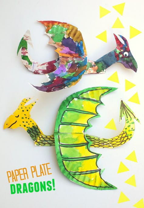 How to Make Colorful and fun, flying paper plate dragons! Paper Plate Art, Dragon Craft, Vika Papper, Dragon Crafts, Fun Arts And Crafts, Paper Plate Crafts, Plate Crafts, Paper Crafts For Kids, Fun Art