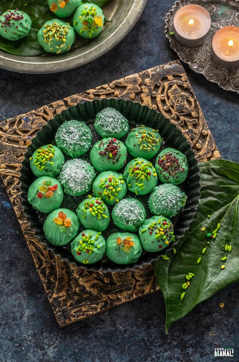 Paan Cheesecake Truffles Poha Chivda, Easy Indian Dessert, Diwali Recipes, Cheesecake Truffles, Taste Of Love, Dinner Mints, Chocolate Melting Wafers, Diwali Sweets, Vegetarian Menu