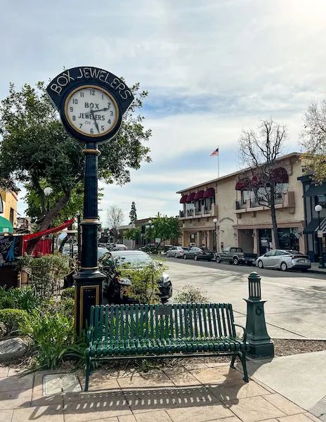 box jewelers clock in monrovia Friday Night Activities, Cool Places In California, Monrovia California, California Bucket List, California Roadtrip, Night Activities, Visit Los Angeles, California Travel Guide, Places In California