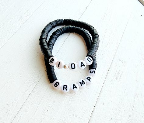 Fathers Day Bracelet, Pop Christmas, Fan Bracelet, Dad Bracelet, Clay Bracelets, Boys Bracelets, Bracelet Craft, Clay Bead Bracelet, Diy Beaded Bracelets