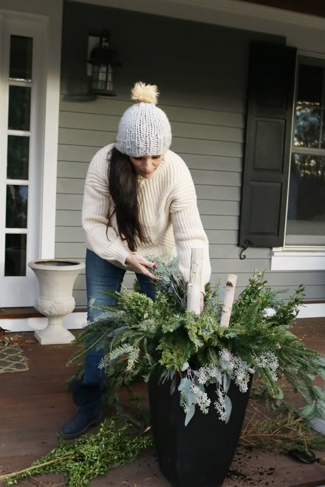 Easy to Make Outdoor Winter Planters with these step-by-step tutorial from Darling Darleen Xmas Pots, Outdoor Planter Designs, Winter Containers, Christmas Window Boxes, Winter Planters, Spruce Tips, Planters Ideas, Outdoor Christmas Planters, Holiday Planter