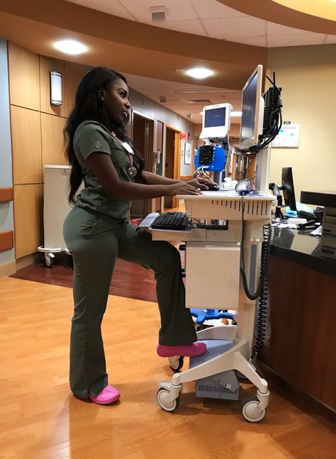 #greenscrubs #melaninbae #badandboujee Sonography Student, Nursing School Inspiration, Nursing Goals, Nursing Motivation, Ultrasound Technician, Medical School Life, Nursing School Motivation, Life Goals Future, Nurse Inspiration