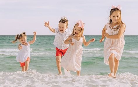 Beach Kids Photoshoot, Kids Beach Photoshoot, Navarre Beach, Beach Family Photos, Kids Photoshoot, Beach Kids, Photography Classes, Beach Photoshoot, Beach Fun