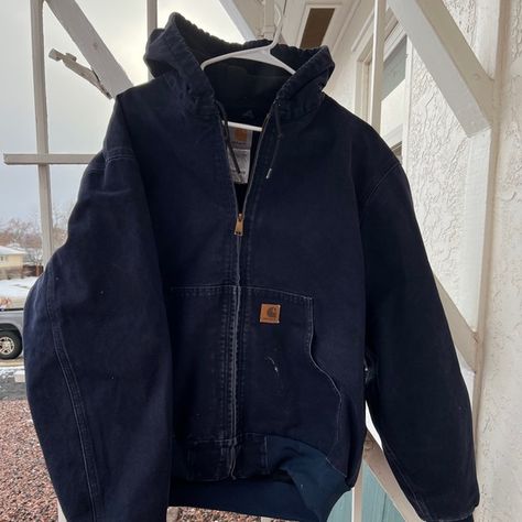 Navy carhartt jacket size lg thermal lined Carhartt Jacket Women's, Carhartt Jacket Outfit, Gender Fluid Fashion, Carhartt Hoodie, Future Clothes, Carhartt Jacket, Mens Fashion Casual Outfits, Jacket Outfit, Casual Style Outfits