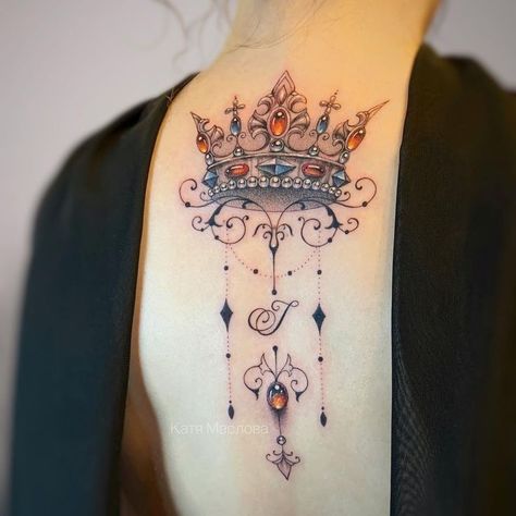 Crown Tattoo Ideas, Queen Tattoo Designs, Egyptian Motifs, Crown Tattoo Design, Queen Tattoo, Crown Tattoo, Tattoo Project, Women's Tattoo, Up Tattoos