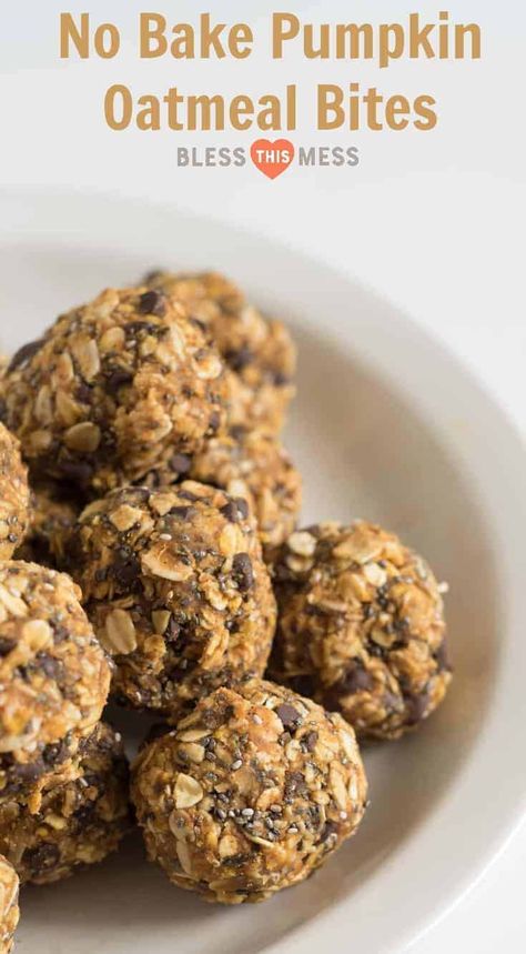 Oatmeal Energy Bites, Baked Pumpkin Oatmeal, Energy Bites Healthy, Oatmeal Bites, Healthy No Bake, Energy Balls Healthy, No Bake Pumpkin, Bake Pumpkin, Energy Bites Recipes