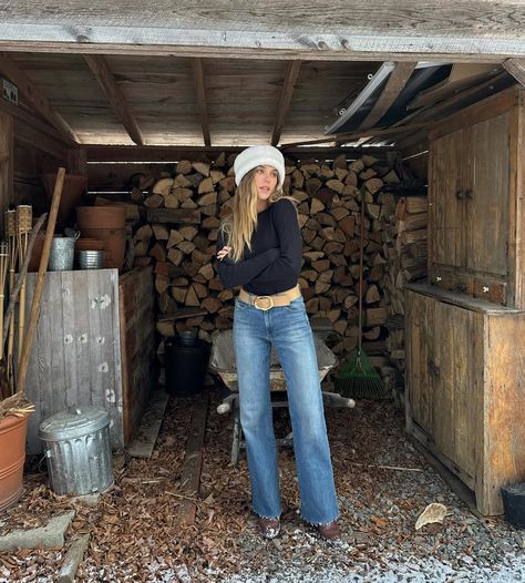 Upstate NY aesthetic Country Life Upstate New York Aesthetic, Upstate New York Winter, Ella Mcfadin, Ny Aesthetic, Aesthetic Country, Outfits New York, New York Winter, New York Aesthetic, December 27