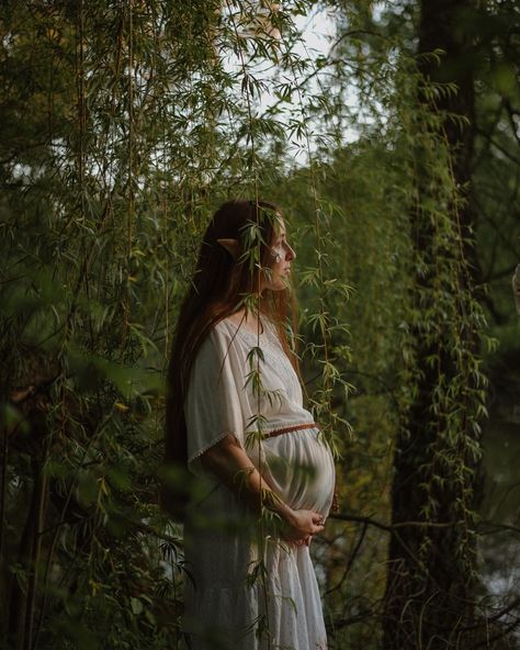 Pregnant Forest Photoshoot, Maternity Forest Photoshoot, Woodsy Maternity Photos, Maternity Pictures Nature, Forrest Maternity, Maternity Photography Woods, Maternity Shoot Nature, Woods Maternity Shoot, Woodsy Maternity Pictures