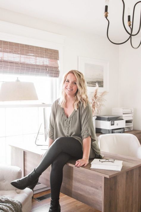 Introducing: Liz Fourez Interiors Liz Fourez, Perfect Paint Color, Decorating Advice, Interior Design Work, Grand Homes, Soft Rug, Inside Me, Home Decor Store, Little House