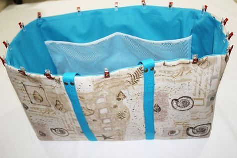 Beach Bag Pattern, Bag Sewing Tutorial, Swim Bag, Pool Bag, Sewing Machine Projects, Tote Bags Sewing, Pool Bags, Bag Sewing, Sewing Purses