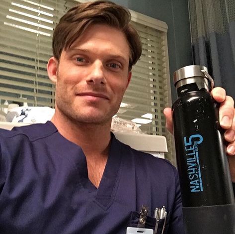 Atticus Lincoln, Medicine Aesthetic, Anatomy Aesthetic, Chris Carmack, Mark Sloan, Cast Photos, Station 19, Grey Anatomy, Atticus