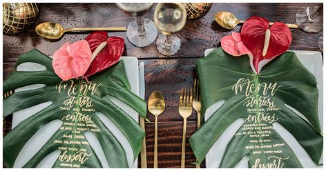 Tropical Wedding Theme, Tropical Wedding Decor, Tropical Wedding Inspiration, Wedding Tropical, Rustic Wedding Decorations, Fiesta Tropical, Gold Calligraphy, Oahu Wedding, Tropical Home Decor