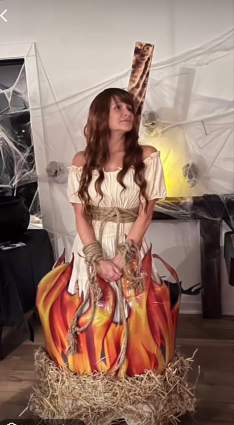 Witch Burned At Stake Costume, Burning Witch Costume Diy, Witch On Fire Costume, Cardboard Costume Ideas, Camp Costumes Ideas, Dumpster Fire Costume, Fire Witch Costume, Witch Burning At Stake Costume, Fall Costume Ideas