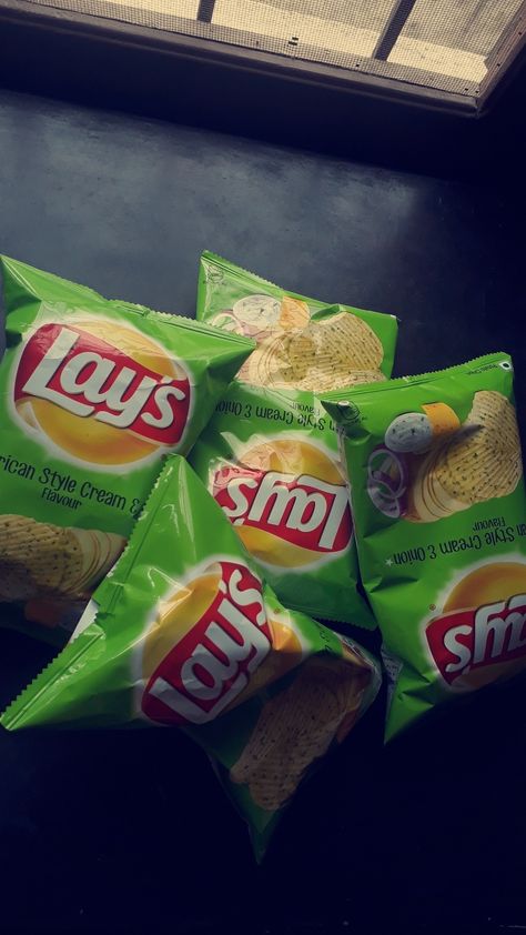 Lays Snapchat Story, Lays Chips Snapchat Story, Lays Chips Photography, Lays Snap, Kurkure Snap, Lays Flavors, Rabbit Images, Lays Chips, Food Snap