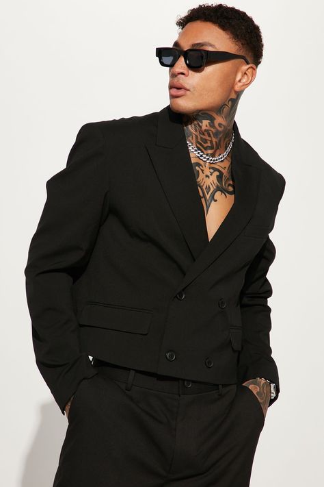 Cropped Mens Jacket, Black Cropped Blazer Outfit, Mafia Suit, Blazer Men Outfit, Cropped Blazer Outfit, Cropped Suit, Crop Top Suit, Blazer Outfits Men, Suit Ideas