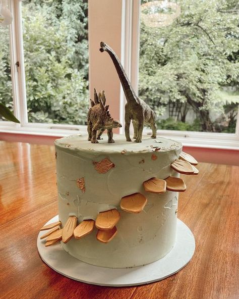 Four Rex Birthday Party, Dinosaur Birthday Party Breakfast, Neutral Dinosaur Cake, Dinosaur Three Rex Cake, Dinosaur Fourth Birthday, 3 Rex Bday Party, Dinosaur Cake Decorating Ideas, Dino Two Year Old Party, Two Year Old Birthday Dinosaur