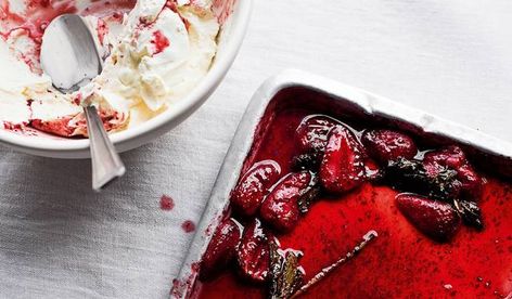 Ottolenghi's Sumac-roasted Strawberries with Yoghurt Cream Light Summer Desserts, Yotam Ottolenghi Recipes, Ottolenghi Recipes, Dinner Party Desserts, Roasted Strawberries, Lemon Loaf, Yotam Ottolenghi, Dessert Party, Dessert Ingredients