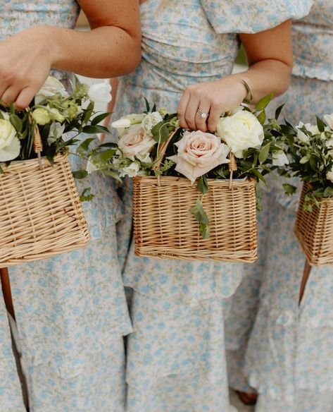 This one's for you and your best girlfriends⁠ ⁠ Venue: @themulberrynsb⁠ Photography: @lanejphotography⁠ Florals: @patinaedandco⁠ Wedding Coordinator: @bloomandgrowevents⁠ Rentals: @oakandashevents⁠ ⁠ ——⁠⁠ ⁠ #wedding #weddings #destinationwedding #weddingplanner #bespokeeventplanner⁠ #bespokeweddings #weddingdesign #details #brides #bridetobe #bridalinspo Bridal Inspo, Wedding Coordinator, May 22, Event Planner, Wedding Designs, Are You The One, Wedding Planner, Destination Wedding, Dining Room