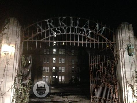 Arkham Asylum in GOTHAM tv show Batman Arkham Asylum, Jonathan Crane, Gotham Tv, The Asylum, Jerome Valeska, Arkham City, Arkham Asylum, Batman Universe, Batman Arkham