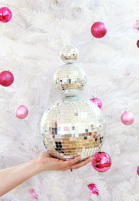 DIY Disco Ball Snowman Disco Ball Snowman, Disco Ball Christmas, Diy Disco Ball, My Notebook, Mini Terrarium, Simple Headbands, The Crafts, Diy Snowman, Diy Notebook