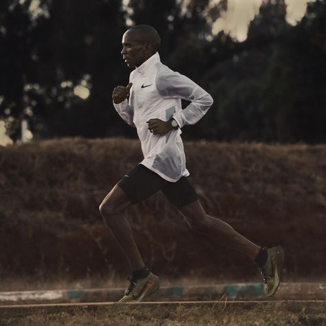 Eliud Kipchoge, Running Pictures, Berlin Marathon, Community Impact, Beaverton Oregon, Jordans Nike, Nike Elite Socks, Nike Socks, Running Inspiration