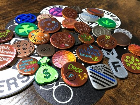 Liberty Ball Markers is your one stop shop for hand crafted custom golf ball markers! Things To Draw On Golf Balls, Golf Ball Markers Diy, Golf Ball Markings Ideas, Personalized Golf Balls Funny, Diy Marker, Ball Markers Golf, Golf Diy, Golf Ball Markers, Custom Golf