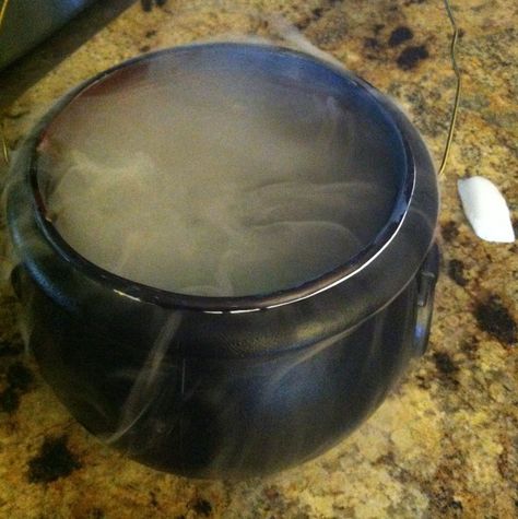 "My daughter wanted to be a Witch for Halloween so I was looking for a simple accessory that was easy to make, plus had a little fun mixed into it.  I also wanted her to be able to go out and get candy without it getting all wet.  I present the Lighted, Dry Ice, Dry Candy, Fogging Witch's Cauldron!" Dry Ice Drinks, Witches Caldron, Witch Ideas, Witch For Halloween, Halloween Minis, Ice Witch, To Be A Witch, Witch's Cauldron, Witchs Cauldron