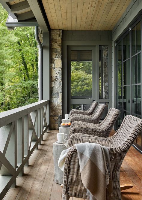 Ceiling Colors, Cozy Window Nook, Lake Houses Exterior, Design Atelier, Lakeside Living, Porch Railing, Atlanta Homes, Wicker Chairs, River House