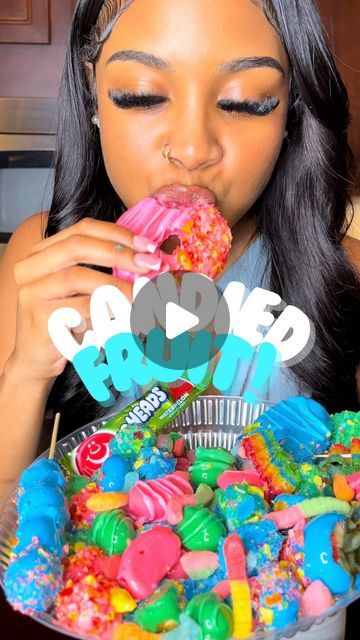 SweetToof’Factory on Instagram: "POV: ITS CANDIED FRUIT SZNN‼️🍍🍓🍉 Super Easy Candied Fruit Tray Giveaway! 👀👀 Just because I love y’all & I been MIA😭   All you have to do to be entered in the giveaway is leave any comment & I will announce the winner on SATURDAY🎉😍👍  Candied Fruit Trio Trays like the one displayed are back on the website👋  You guys can place your orders on my site! 🎉🎉🎉🎉🎉🎉🎉🎉🎉 WWW.THESWEETTOOFFACTORY.COM  I love y’all thank you for always supporting me in literally anything I do!!!😭😭😭😭😭😭😭😭  #houston #candiedfruit #candiedgrapes #candiedstrawberries #candied #candiedpineapples #houstonlocalbusiness #houstontx #houstondesserts #houstonthingstodo #houstonthingstodowithkids #houstontourism #fruit #fruitrollupgrapes #fruitrollup #tutorial #diycandiedfruit Candid Fruit Recipes, Candied Fruit Recipes Baking, Diy Candied Fruit, Candy Grapes And Pineapples, Candy Fruit Ideas, How To Make Candy Fruit, Candied Fruit Tray Ideas, Fruit Candy Recipes, Candy Dipped Fruit