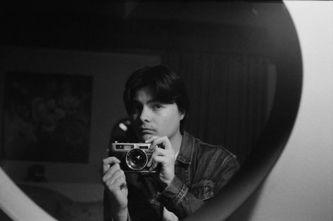 Film Camera Selfy Portrait B&W 70s 80s Aesthetics Nostalgia Yashica Electro 35 Gsn, Ilford Hp5 Plus 400, Portrait Film Photography, Photography Nostalgia, Yashica Electro 35, 2022 Bedroom, Ilford Hp5, Film Pictures, Film Photo