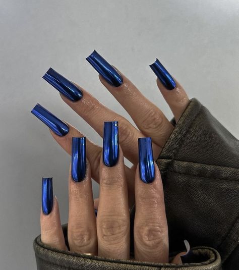 Blue Copper Nails, Airbrush Blue Nails, Chrome Blue Nails Designs, Chrome Square Acrylic Nails, Blue Monochrome Nails, Cool Chrome Nails, Blue Chrome Acrylic Nails, Royal Blue Chrome Nails, Blue Square Acrylic Nails