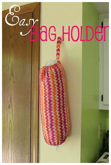 Hems and Haws: Grocery Bag Holder Diy Grocery Bag Holder, Bag Holder Diy, Diy Plastic Bag Holder, Diy Plastic Bag, Diy Grocery Bags, Bag Holder Pattern, Plastic Bag Storage, Plastic Bag Holder, Grocery Bag Holder