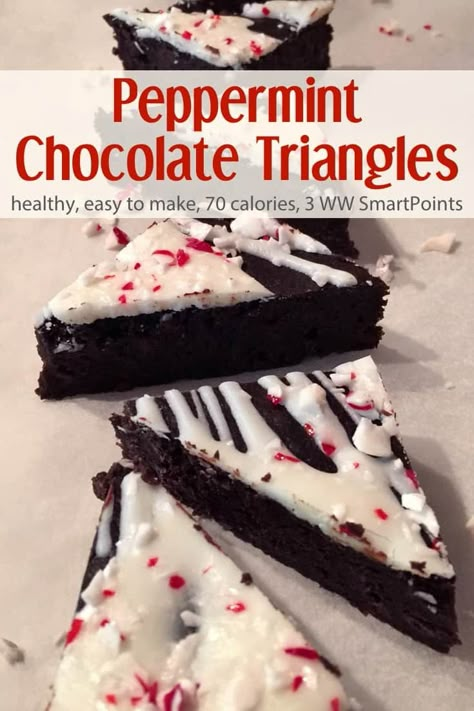 Fudgy & chocolaty, you'll never guess there are black beans in these delicious WW Chocolate Mint Bars! #peppermintchocolatebars #chocolate Ww Cookies, Ww Baking, Ww Chocolate, Mint Bars, Weight Watcher Cookies, Healthy Christmas Cookies, Peppermint Chocolate, Ww Freestyle, Ww Desserts