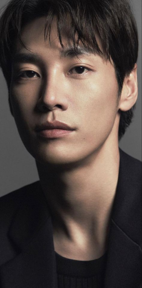 Kim Young Kwang, Most Handsome Korean Actors, Korean Male Actors, Asian Film, Pop Photos, Male Artist, Asian Actors, Asian Boys, Korean Beauty