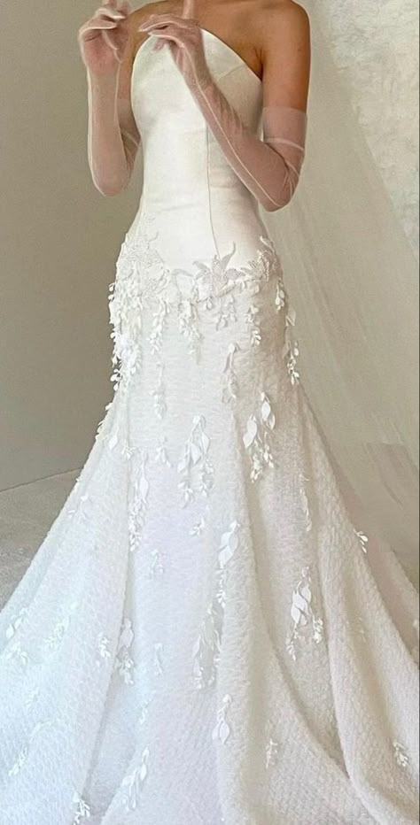 Bridal Collection 2023, Hamda Al Fahim, Classy Wedding Dress, Pretty Wedding Dresses, Fancy Wedding Dresses, Couture Bridal, Dream Wedding Ideas Dresses, Classy Wedding, Wedding Mood