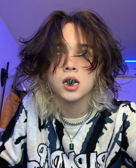 Short Hair Styles For 2023, Nonbinary Haircuts, Non Binary Hair, Nonbinary Hair, Non Binary Haircuts, Best Short Hair, Androgynous Hair, Short Grunge Hair, Dyed Hair Inspiration