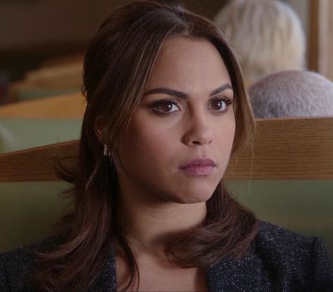 Gabriella Dawson, Chicago Fire Shay, Gabriela Dawson, Chicago Fire Shay And Dawson, Stella Kidd Chicago Fire, Gabby Dawson Chicago Fire, Gabby Dawson, Monica Raymund, Chicago Girls