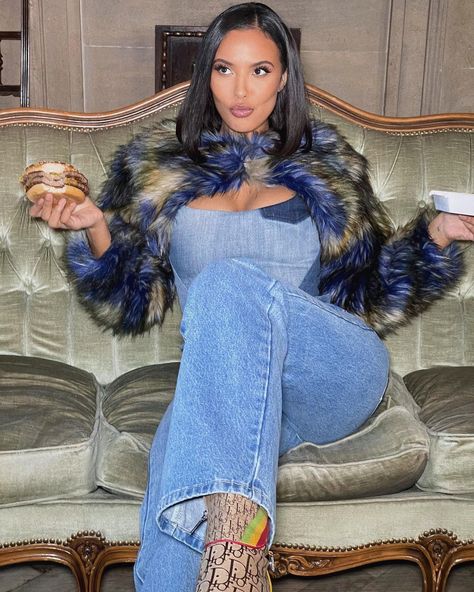 Maya Jama Style, Maya Jama Instagram, Glam Team, High Fashion Poses, Maya Jama, Fur Jackets, Outfit Inspo Fall, Lookbook Outfits, Fashion Poses